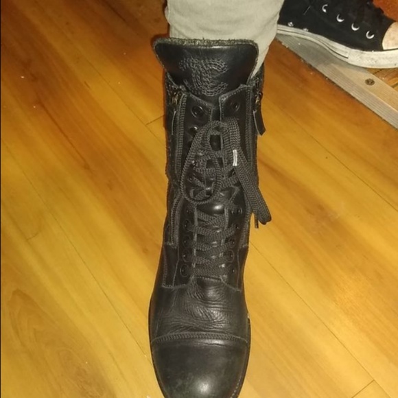 AUTHENTIC CHANEL 15 B QuiltedLeather Lace up boots - Picture 5 of 7
